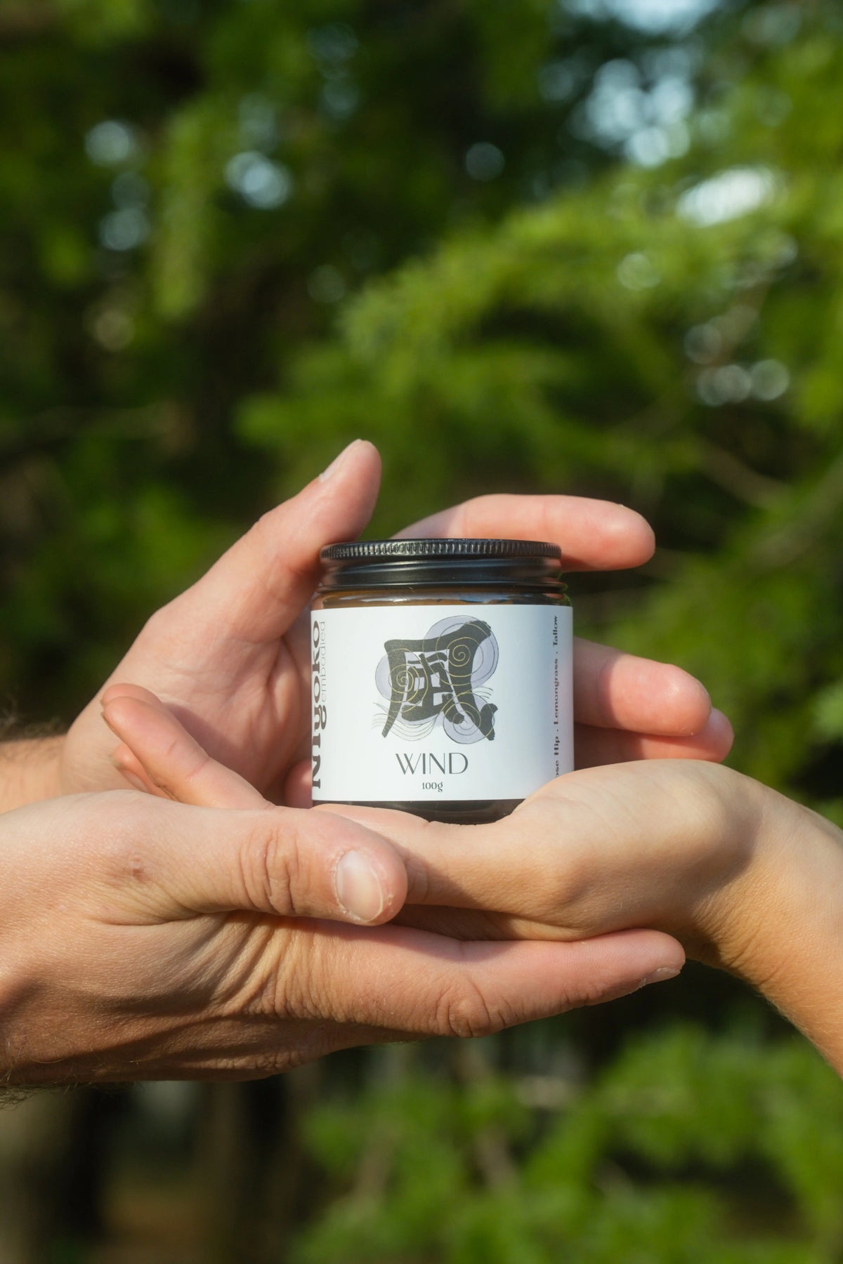 WIND Tallow Vitamin C in nature